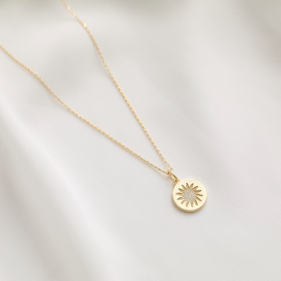 Sunshine Necklace | 14k Gold Plated - Picture 3 of 7